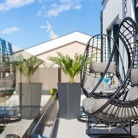Penthouse Rosa Apartment Malinska Exterior photo