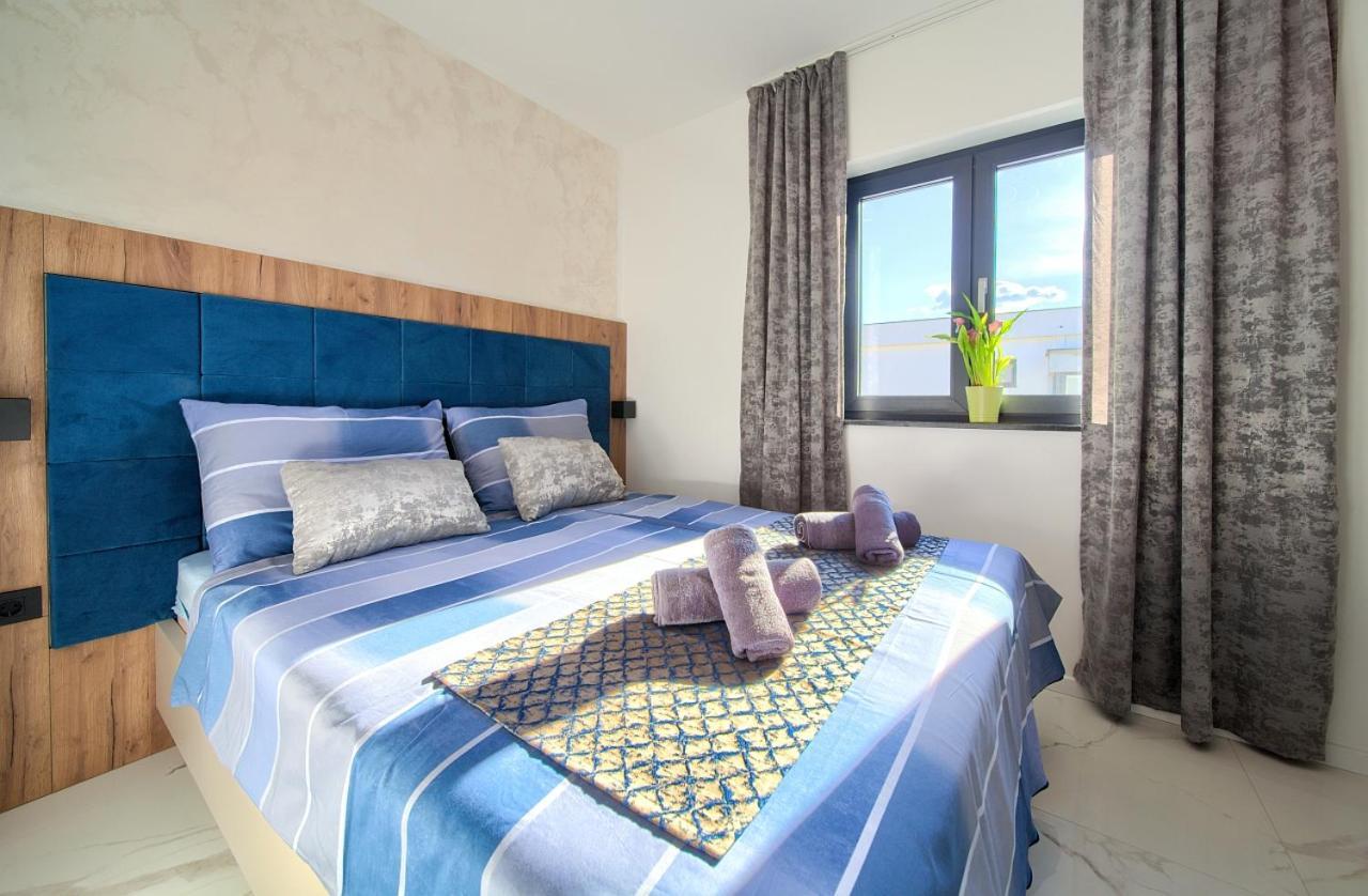 Apartment Penthouse Rosa Malinska